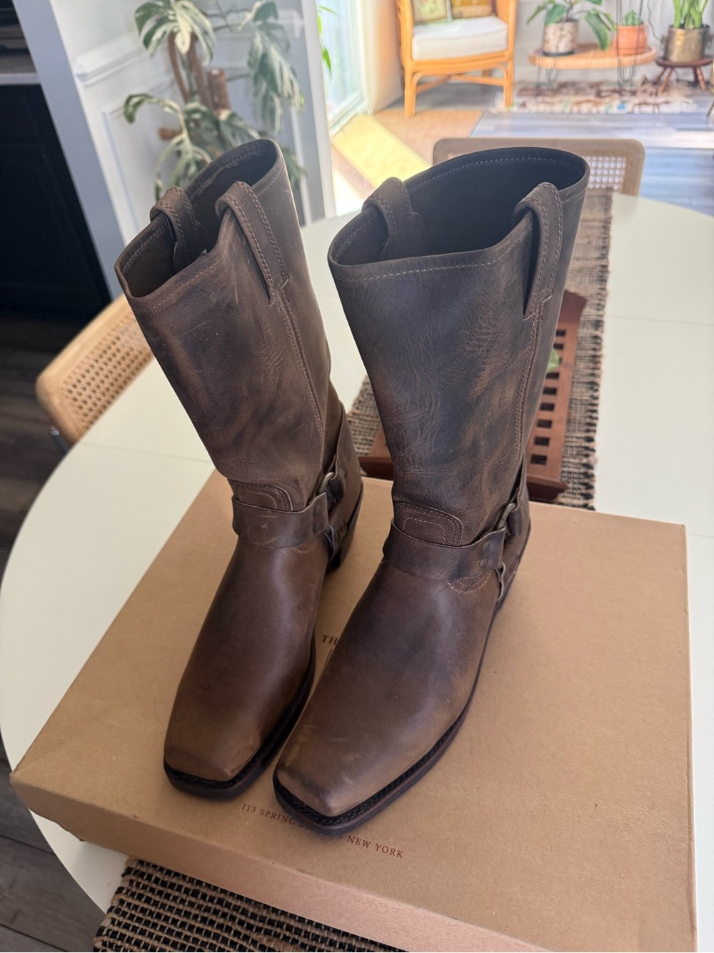 FRYE Harness 12R Tan Leather Boots Women’s Size 11 New in Box - Picture 6 of 6